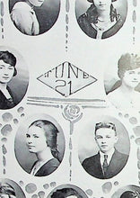 Load image into Gallery viewer, Beaumont High School Class of 1921 Portrait Photos