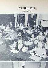 Load image into Gallery viewer, Class photo of 3rd grade class in 1948 King William County High School Yearbook in Virginia
