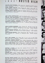 Load image into Gallery viewer, Class of 1942 Senior Students at Austin High School in Chicago, IL
