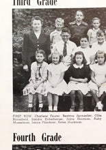 Load image into Gallery viewer, Elementary class photos in the 1949 Sulphur Springs High School Yearbook in Liberty Township, Ohio
